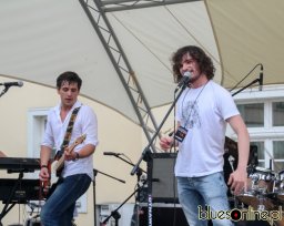 Nie strzelac do pianisty (2)